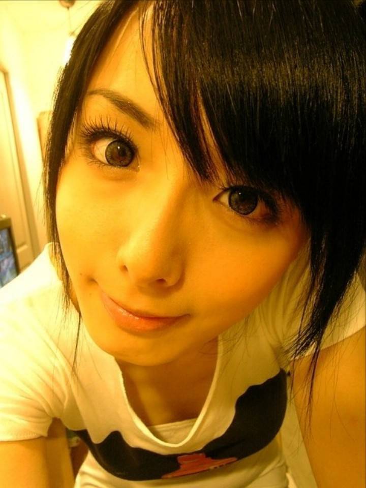 えっちなおねえさんの抜けるエロ画像！！やわらかそうなおしりの白ギャルや、ムチムチな体の水着の美少女がエロすぎる